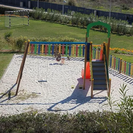 Achard Marina Apartmán *