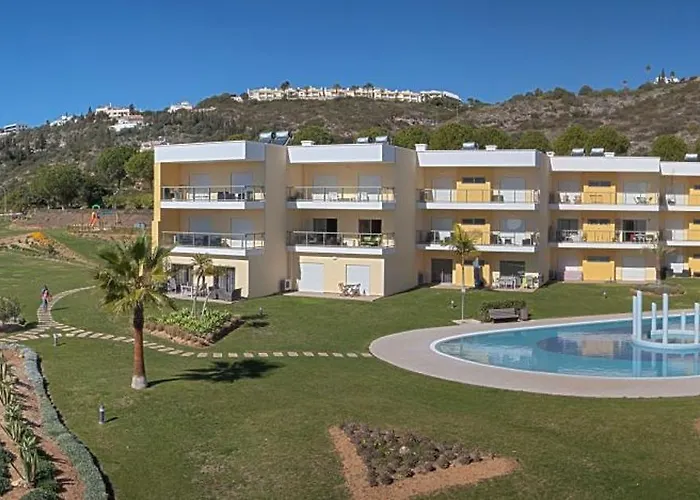 Achard Marina البوفيرا